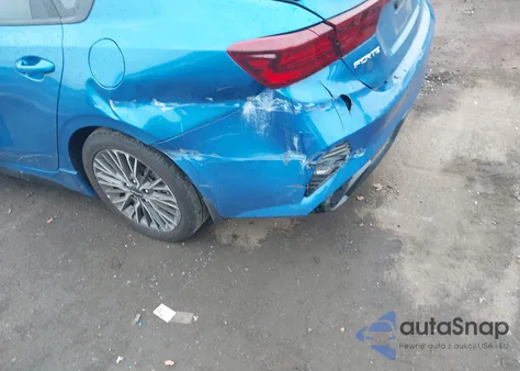 2023 Kia Forte Gt-Line from USA, damaged, VIN 3KPF54AD2PE638627